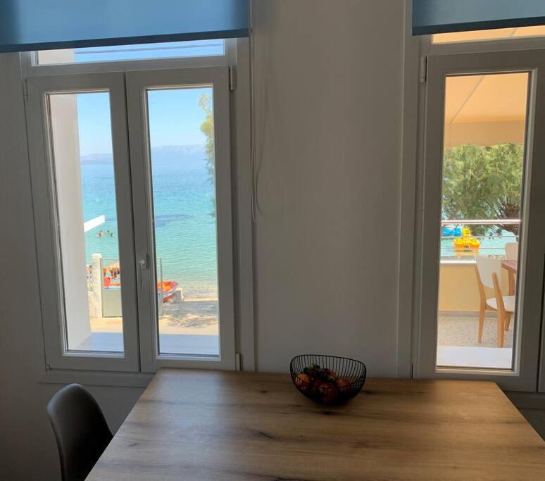 Blue Flag Award Winning Beach: 2 Villa Vrontados